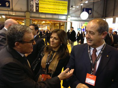 El paer en cap, Àngel Ros, amb el conseller Felip Puig..