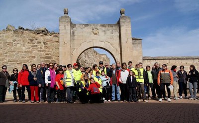 Foto 2. Els caminants han sortit a les deu del matí de la Seu Vella.