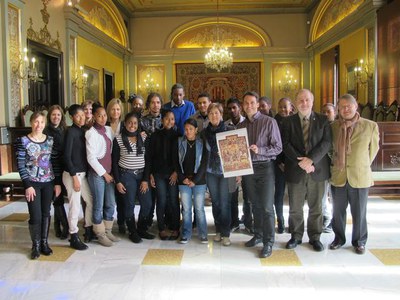 Fotografia 2. Montse Parra ha donat la benvinguda al grup d'alumnes francesos que romandran a la ciutat durant cinc setmanes.