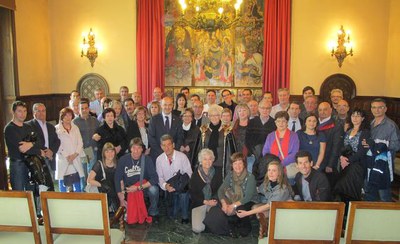 Foto 4. El tinent d'alcalde i regidor de Promoció Econòmica, Rafael Peris, ha rebut aquest matí al Cos de Bombers de Lleida amb motiu de la celebraci….