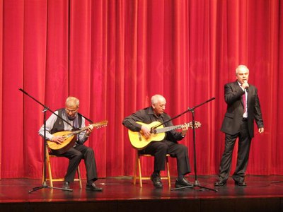 L'acte del pregó de Setmana Santa a Lleida va incloure un recital de Saetes.