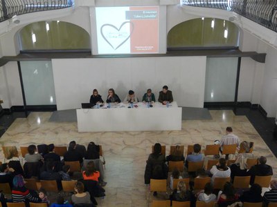 El vídeo ha comptat amb la participació de més de 150 persones de 6 escoles de l'associació de Centres Privats de Dansa de les Terres de Lleida i l'a….