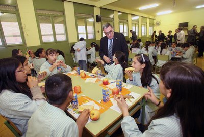 La iniciativa, que es fa des del 2001, ha permès transmetre durant aquest temps la importància d’una bona alimentació a gairebé 12.000 nens i nenes d….