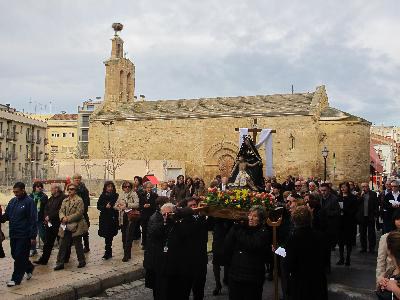 El Via Crucis ha sortit de la parròquia de Sant Martí.