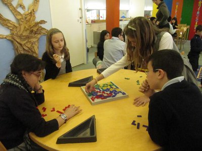 Uns 400 alumnes ha participat en el taller de jocs d’estratègia de la Ludoteca municipal del Centre Històric.