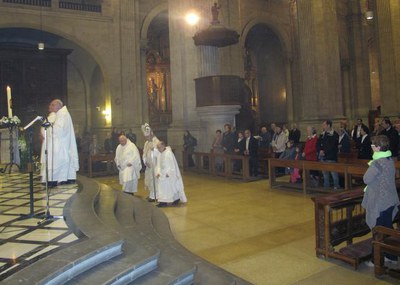 La tinenta d'alcalde Parra, a la Missa de Resurrecció que el bisbe Piris ha oficiat a la Catedral.