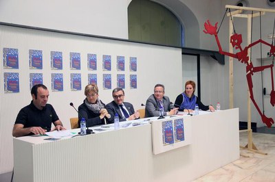 Fotografia de la roda de premsa de presentació de la 24a edició de la Fira de Titelles de Lleida, que arriba enguany amb un marcat caràcter internaci….