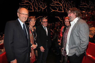 Ros i Parra amb el director Pere Portabella, la periodista Maria Rosa Calaf i l'actor Pere Arquillué, a l'acte inaugural de la 19a Mostra.