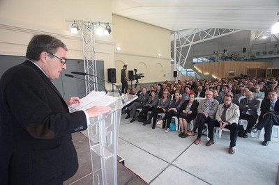 Àngel Ros: “En temps de dificultats el futur està vinculat a apostes segures, a inversions garantides, l’educació ho és i marca el futur dels països ….
