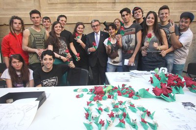 El paer en cap ha animat els nois i noies a continuar formant-se en belles arts, música i arts escèniques, fonamentals per l’educació i la formació i….