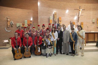 La missa Rociera de Magraners ha estat cantada pel cor "Alma y Compás" de la Casa de Andalucía de Lleida.