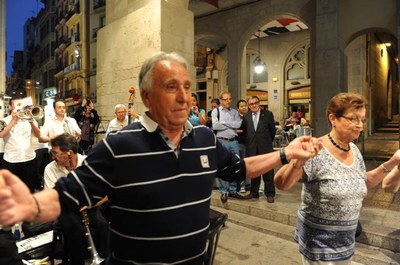 L'alcalde de Lleida ha assistit a la ballada..