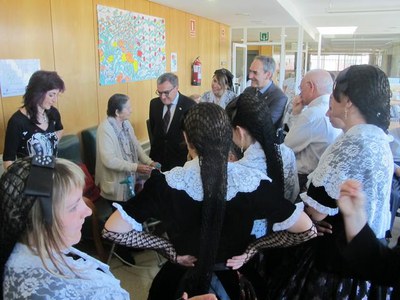 Una de les usuàries de la Llar, ha recitat un poema sobre Lleida.