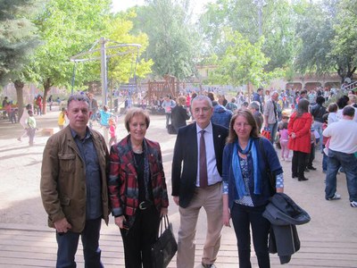 Els regidors Jesús Castillo i Dolors Arderiu, a la V Trobada de les ludoteques municipals que s'ha fet a la ludoteca de Cappont, als Camps Elisis.