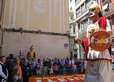 El gegant Endobeles, amb la semblança d’un guerrer ilergeta, que només surt per la festivitat del Corpus.