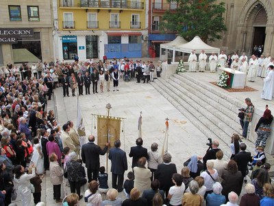 El bisbe de Lleida ha fet la benedicció a la plaça de Sant Joan.