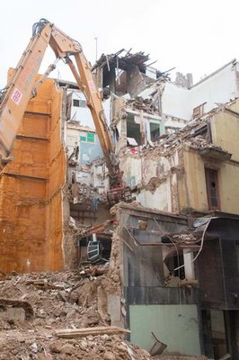 Es preveu que els treballs d’enderroc durin aquesta setmana i durant la vinent es continuïn les tasques de desenrunament.