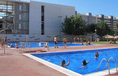 Més de 2.200 usuaris s'han banyat aquest pont de Sant Joan a les piscines municipals.