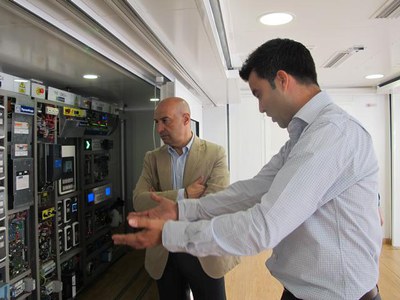 La tecnologia, protagonista del laboratori mòbil.