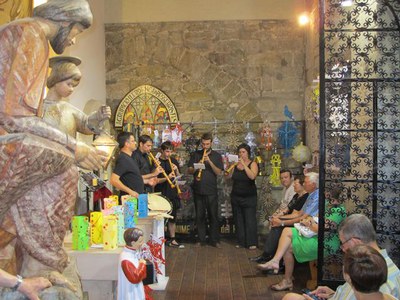 L’Aula de Sons de Lleida ha actuat al peu del Romeu a la Festa dels Fanalets de Sant Jaume.