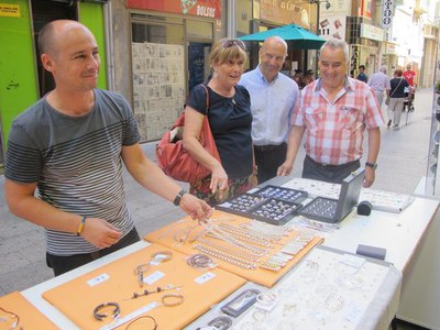 Mercadet de les botigues del Carme per dinamitzar el carrer.