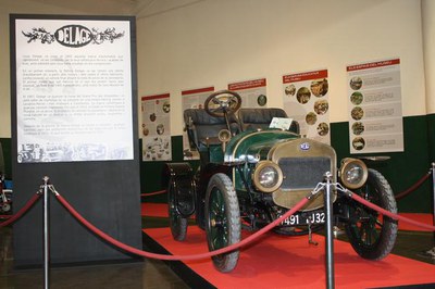 Fotografia del vehicle Delage del 1905, peça del trimestre del Museu Roda Roda.