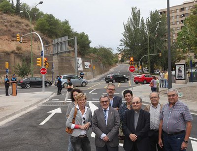 Aquesta actuació permet el gir a l'esquerra, a través de regulació semafòrica, als vehicles que provenen de Barcelona o Saragossa i del centre de la ….