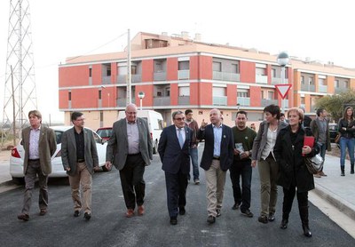 L’Ajuntament de Lleida ha urbanitzat el carrer Mostain per garantir l’accessibilitat dels vianants amb la construcció de noves voreres, pavimentació ….