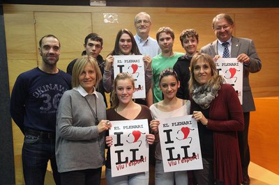 El regidor d'Educació, Jesús Castillo, el regidor d'Esports, Txema Alonso i els regidors Cristina Torrent, Bea Obis i Paco Cerdà han assistit a l'ele….