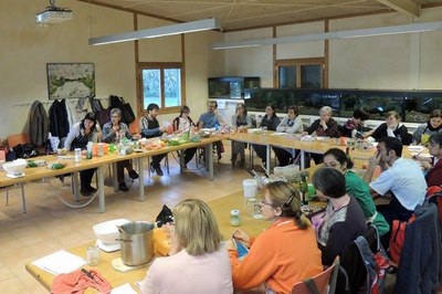 En aquest taller s'han mostrat diverses tècniques per conserva els aliments de l’horta.