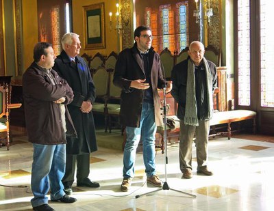El regidor Oriol Yuguero ha presidit la recepció, amb Francesc Villegas i Àngel León, presidents de les entitats manresa i lleidatana, i Cosme García….