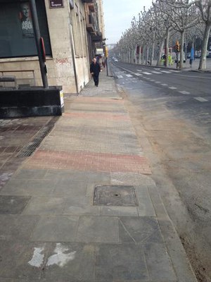 S'han retirat les planxes metàl·liques i el tram ha quedat definitivament arranjat.