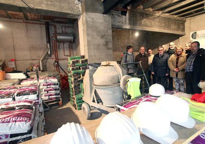 L’Associació de la Festa de Moros i Cristians de Lleida està abordant les obres a la planta baixa, d’uns 90 metres quadrats, per a l’ús de tots els f….