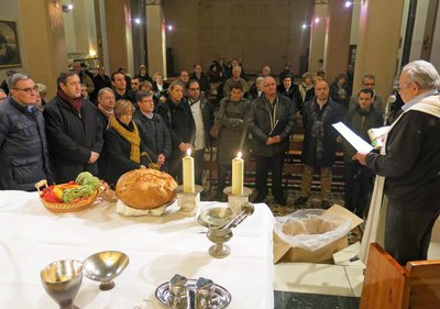 La tradicional missa en honor a Sant Antoni Abat a l'esglèsia de la Puríssima Sang de Lleida.