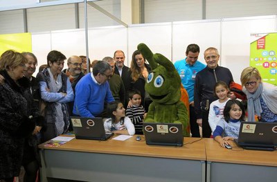 Espai de les Cartes Telemàtiques, ubicat a la ludoteca de la Regidoria d’Educació i Infancia a Cucalòcum.