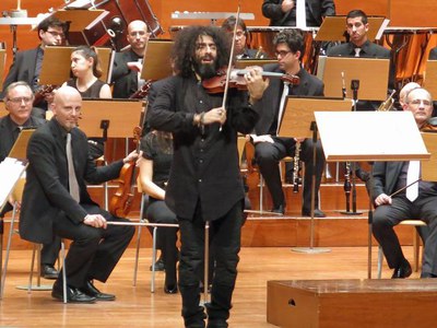 Malikian ha delectat el públic amb el seu espectacle Malikianini.