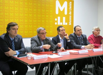 L’alcalde Ros celebra que la comunitat educadora de Lleida se sumi als actes de celebració del Tricentenari per trametre als alumnes els fets, així c….