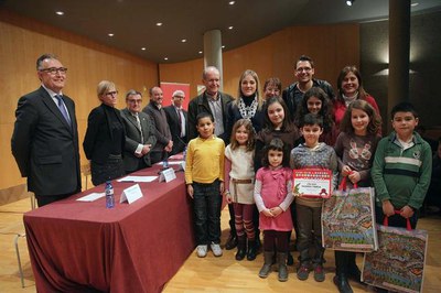 A més, 18 escoles han rebut també un diploma i un lot de material didàctic de part de Ses Majestats pel seu mèrit en la participació d'aquesta activi….