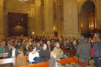La visita “La Catedral Nova: Soterranis i criptes, vitralls i retaules” ha tingut una gran resposta de la ciutadania.