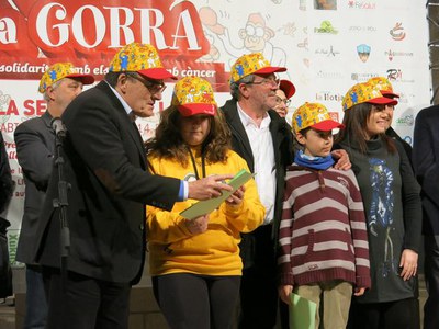 L'alcalde de Lleida s'ha sumat a la iniciativa, com també ho han fet les 18 escoles bressol municipals, enlairant globus amb desitjos, fent palès la ….