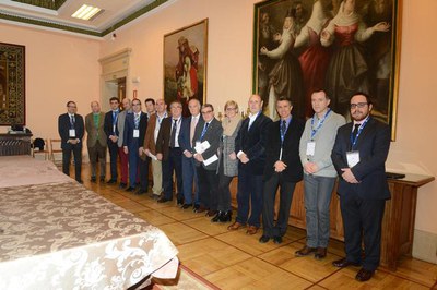 Foto de grup de la comissió de noves tecnologies de la FEMP, presidida per l'alcalde de Lleida, Àngel Ros..