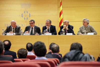 Ros ha explicat que aquesta publicació és especial perquè es dedica a una efemèride que s'ha commemorat aquest 2013 l'any Occitània i que ha tingut c….