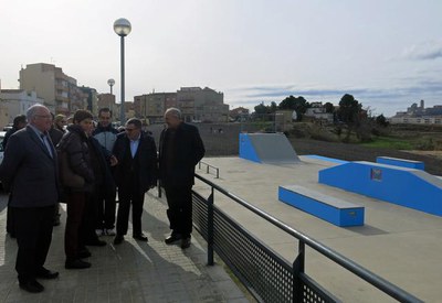 La campanya de neteja de l'Ajuntament de Lelida “Fem Dissabte al teu barri” actuant aquests dies al Secà de Sant Pere.
