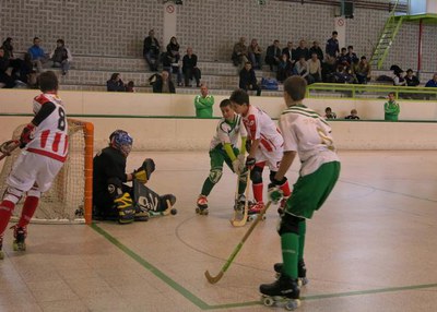 L’alcalde de Lleida ha assistit aquest migdia als quarts de final. A la foto el Vic i el Calafell.
