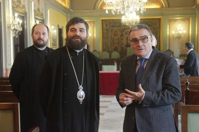 Ros i Lauran, visitant el saló de plens de la Paeria.
