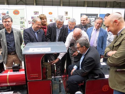 L'alcalde Ros i diversos regidors en la visita inaugural al saló Lleida Expo Tren.