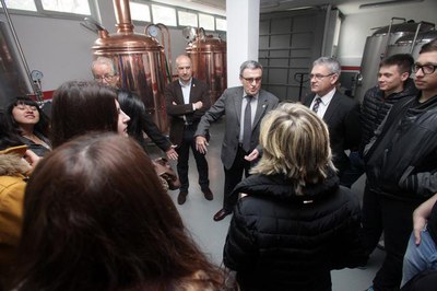 En la jornada per a alumnes d'FP al viver del Parc, l'alcalde Ros ha destacat l’aposta que l’Ajuntament fa per la FP, posant eines perquè els joves c….