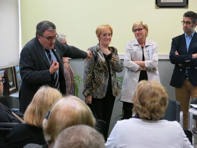 L’Ajuntament de Lleida ha iniciat aquest dimarts un cicle de xerrades perquè la gent gran aprengui a estalviar en la factura energètica.