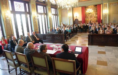 La presentació s'ha celebrat al Saló de Plens de la Paeria.