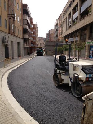 Les obres del carrer del Bruc enfilen la seva recta final.